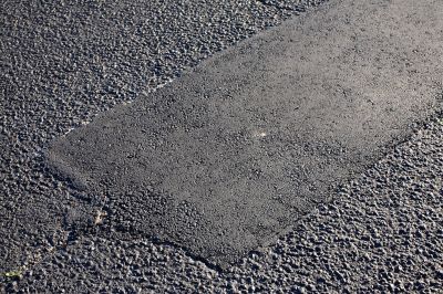 Commercial Asphalt Repair Vs. Full Replacement: What To Know