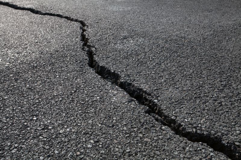 How Heavy Traffic Impacts Commercial Asphalt Surfaces